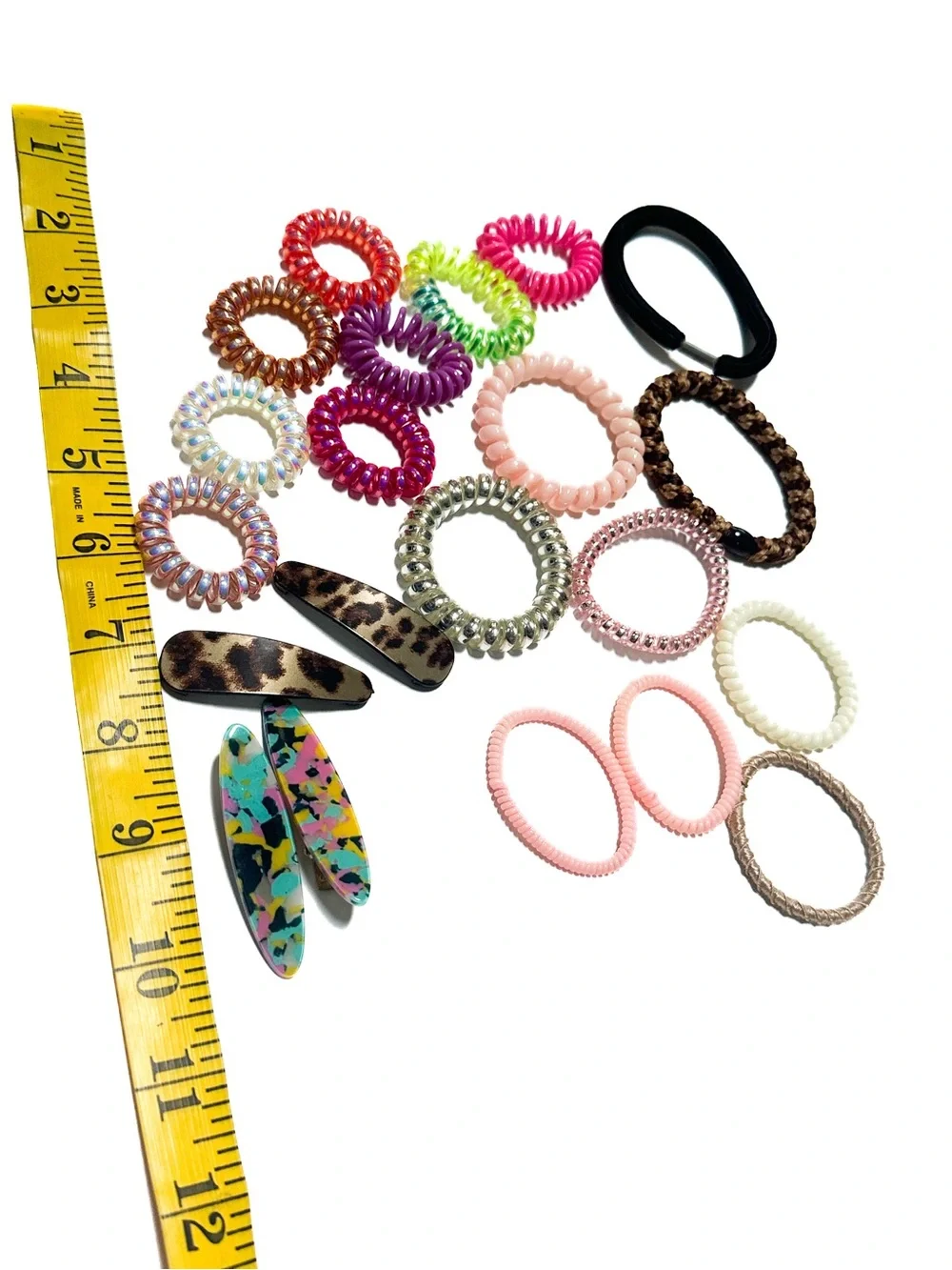 Bundle of Hair Accessories Resin Clips + Elastics Multicolor Mixed 21 Piece Lot